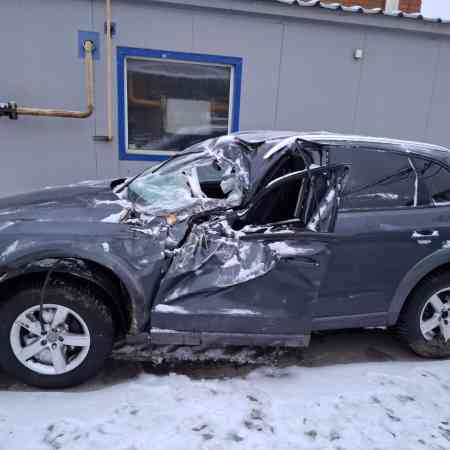 Битые авто Ауди Q5 2010-2.0 АКПП выкупили за 1000000
