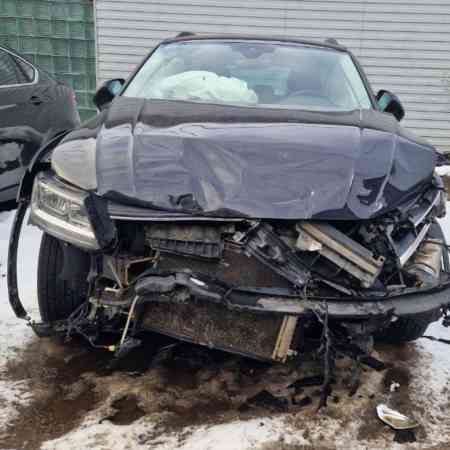 Автомобили с неисправным двигателем Фольксваген Тигуан, 2019 выкупили за 1360000