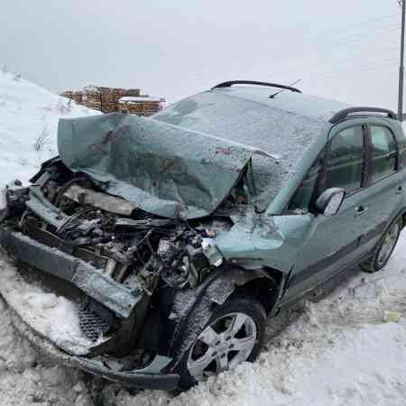 Аварийные автомобили Suzuki CX4 2013, АКПП выкупили за 500000